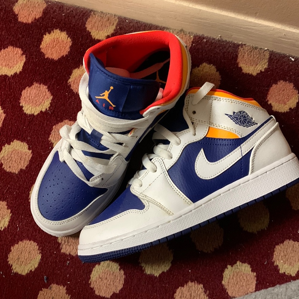 Air Jordan 1 mid